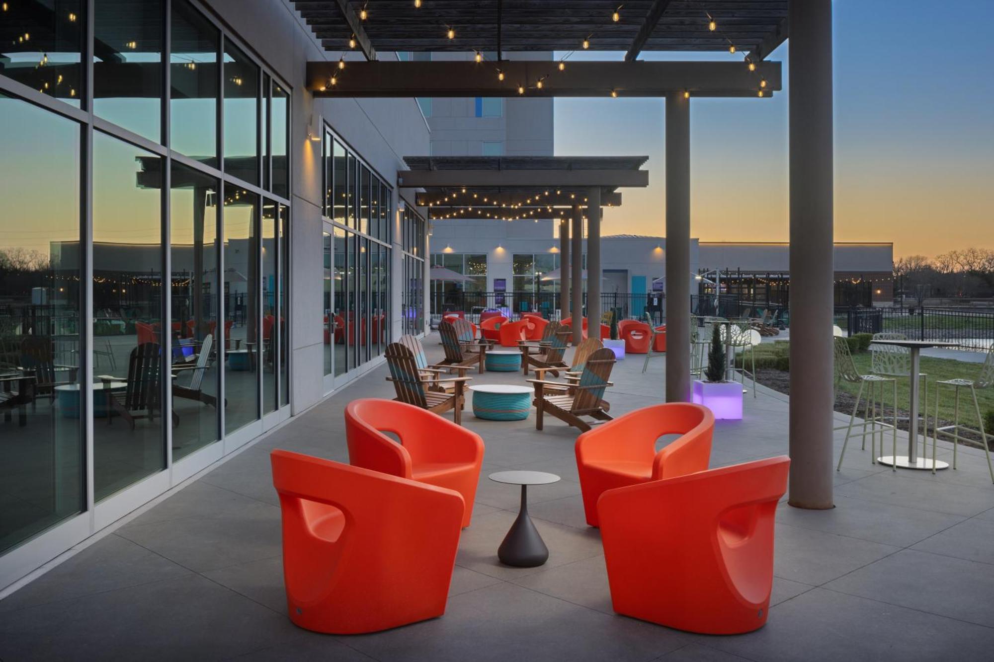 Aloft Wichita Hotel Exterior foto