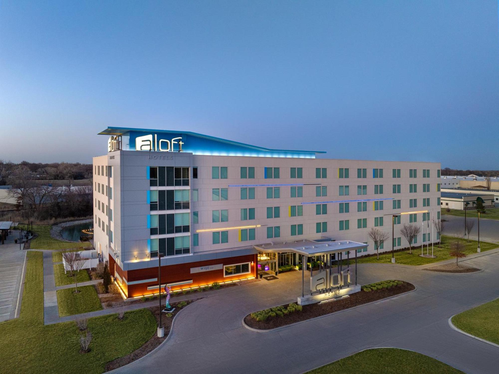 Aloft Wichita Hotel Exterior foto